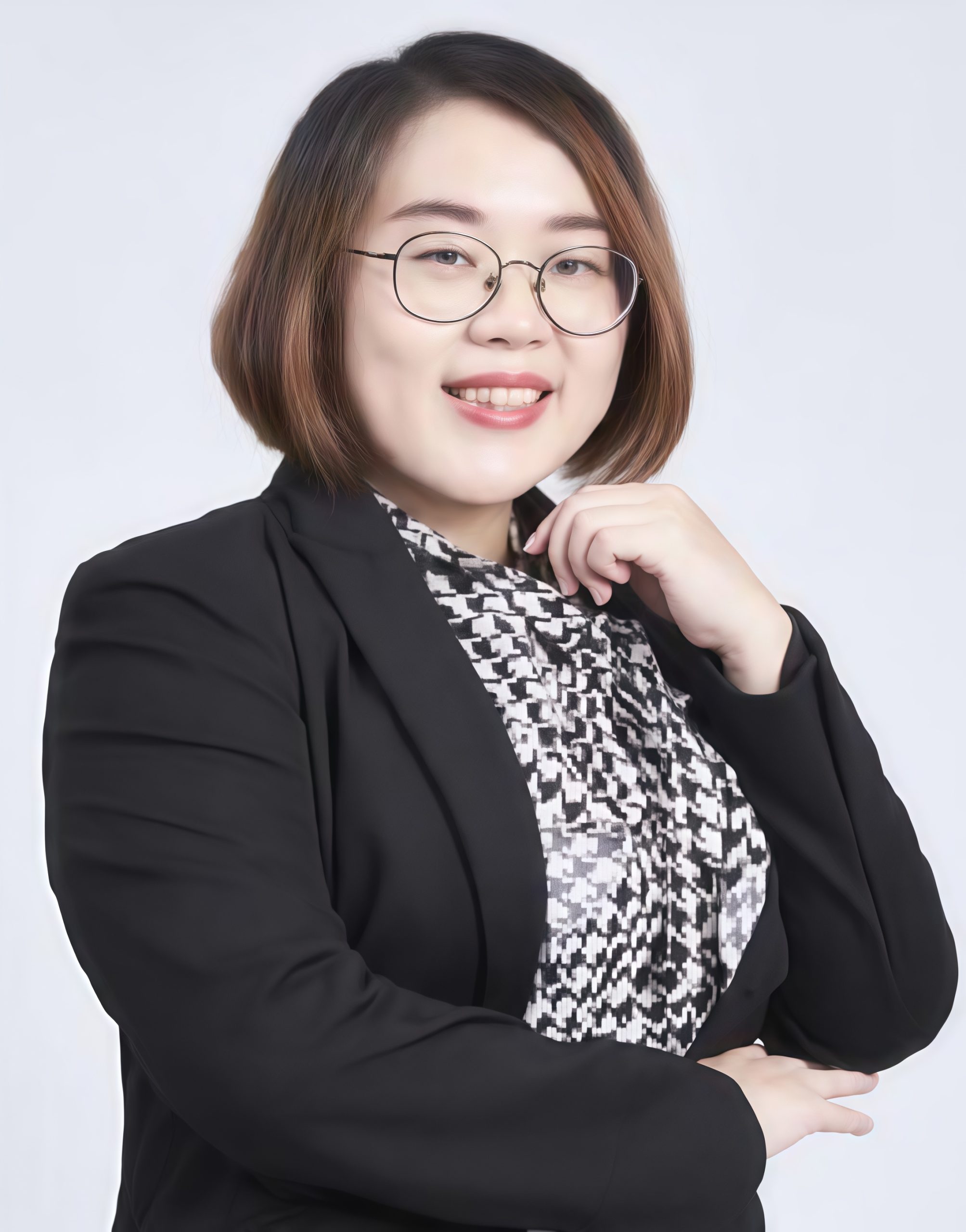 Esarz Tan